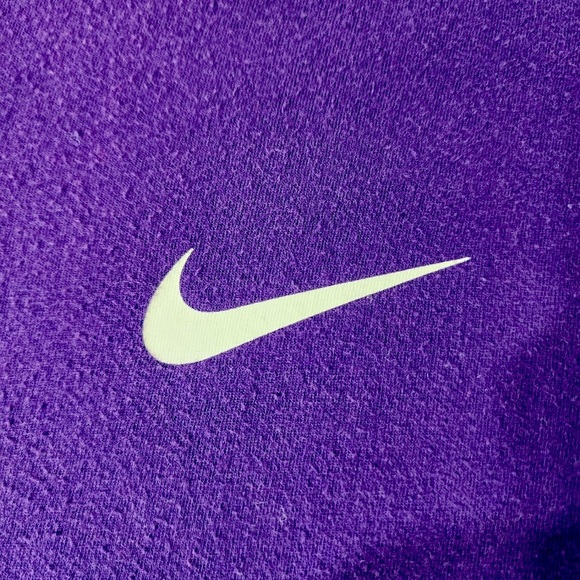 NIKE | Unisex | Shirt | Purple/White | Super Clean | Comfy | looks new - Picture 2 of 6
